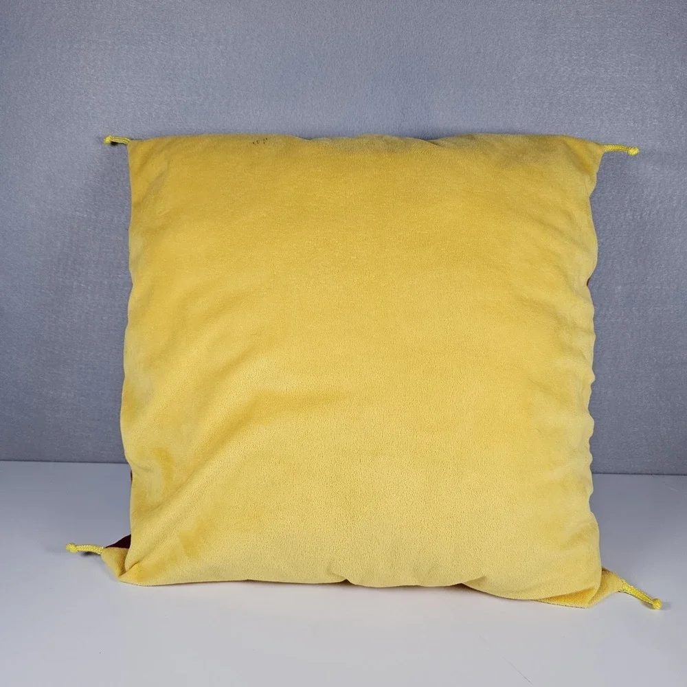 Harry Potter‎ Gryffindor Throw Pillow Wizarding World Universal Orlando 16